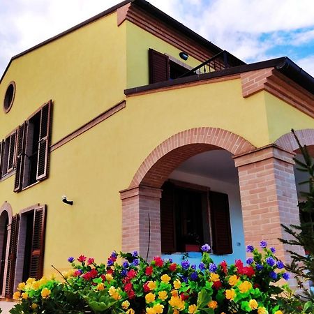 Il Villaggio Delle Fate Macerata Eksteriør billede